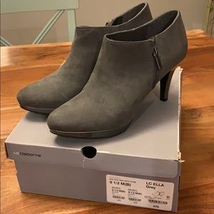 Liz Claiborne LC Ella Grey Boots 9.5